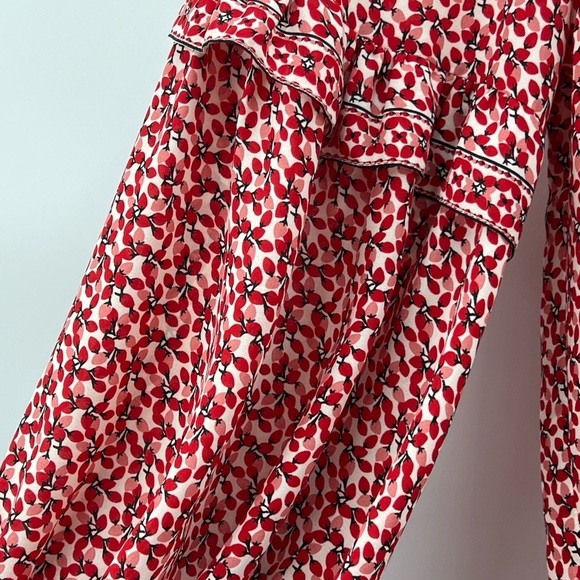 Max Studio Red and White Patterned Blouse - Picture 4 of 9